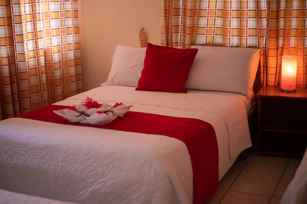 Hotel Red Booby Puerto Ayora  Exterior photo