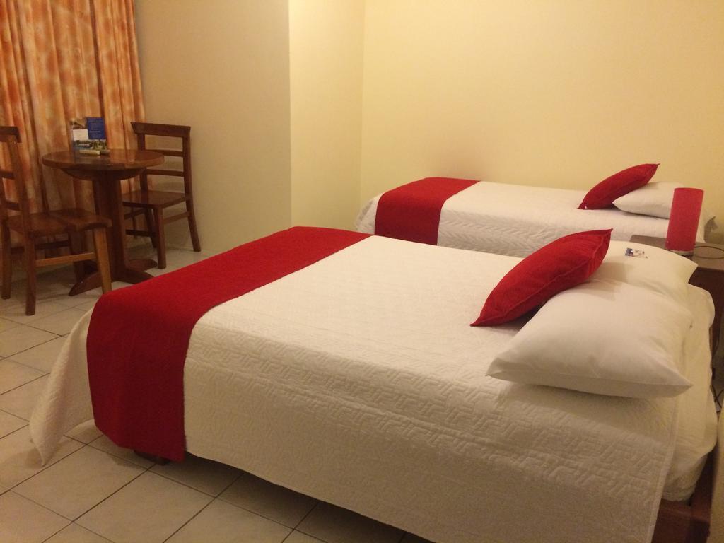 Hotel Red Booby Puerto Ayora  Room photo